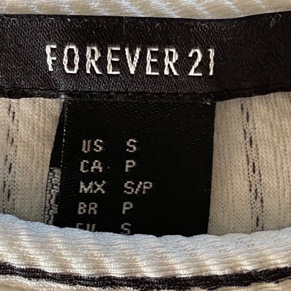 Striped Set - Picture 4 of 4